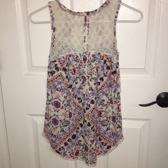 super cute flowy tank top - Picture 2 of 3